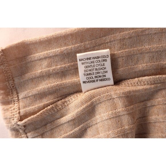 Cure Women's Beige Knit Sweater with Button Detail‎ & Textured Shoulders Size S - Picture 7 of 12